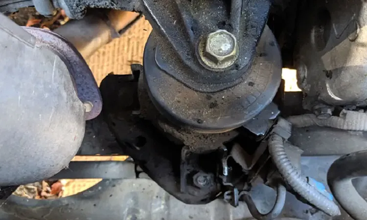 نشانه های خرابی دسته موتور خودرو